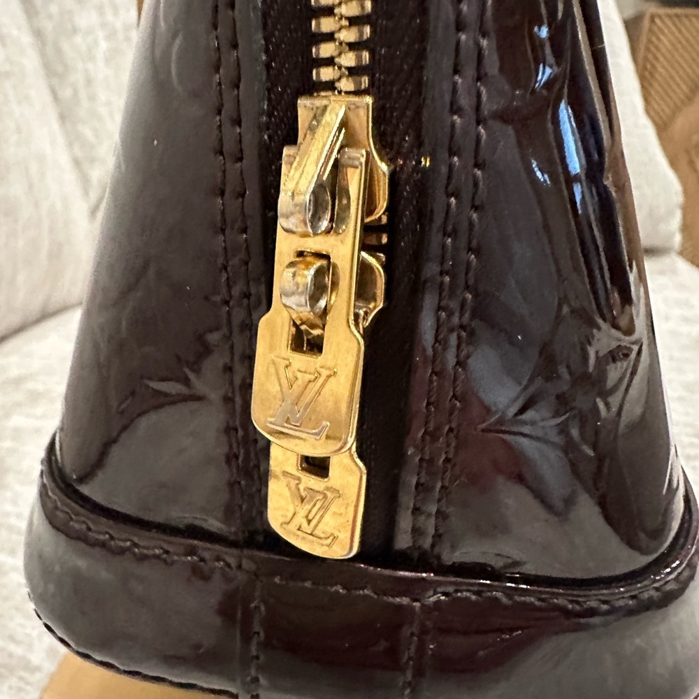💎✨EXCELLENT 💎✨LOUIS VUITTON  Monogram Vernis Alma BB w/DUSTY/COA - Picture 7 of 16